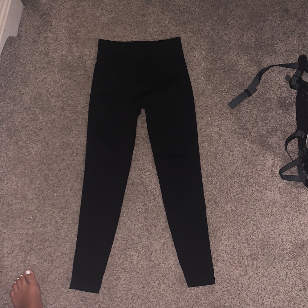 black gym shark leggings